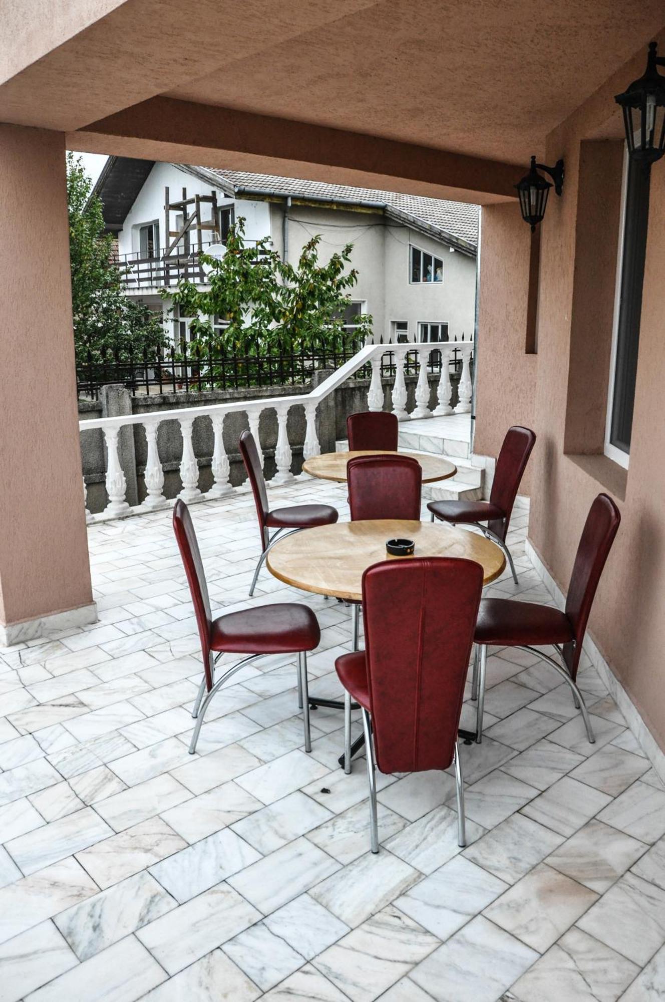 Pensiunea Sangria Blue Arad Exterior photo